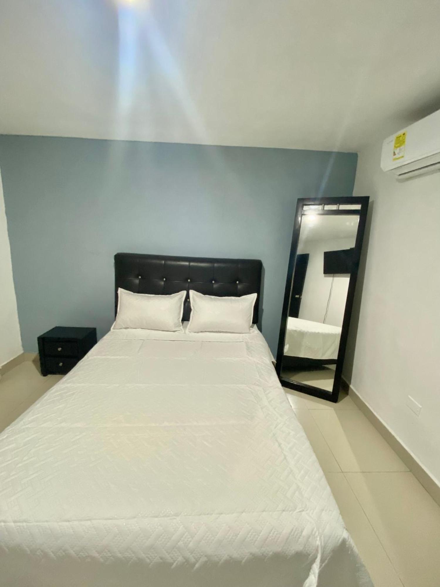 Hotel Estefania Princess 84 巴兰基亚 外观 照片