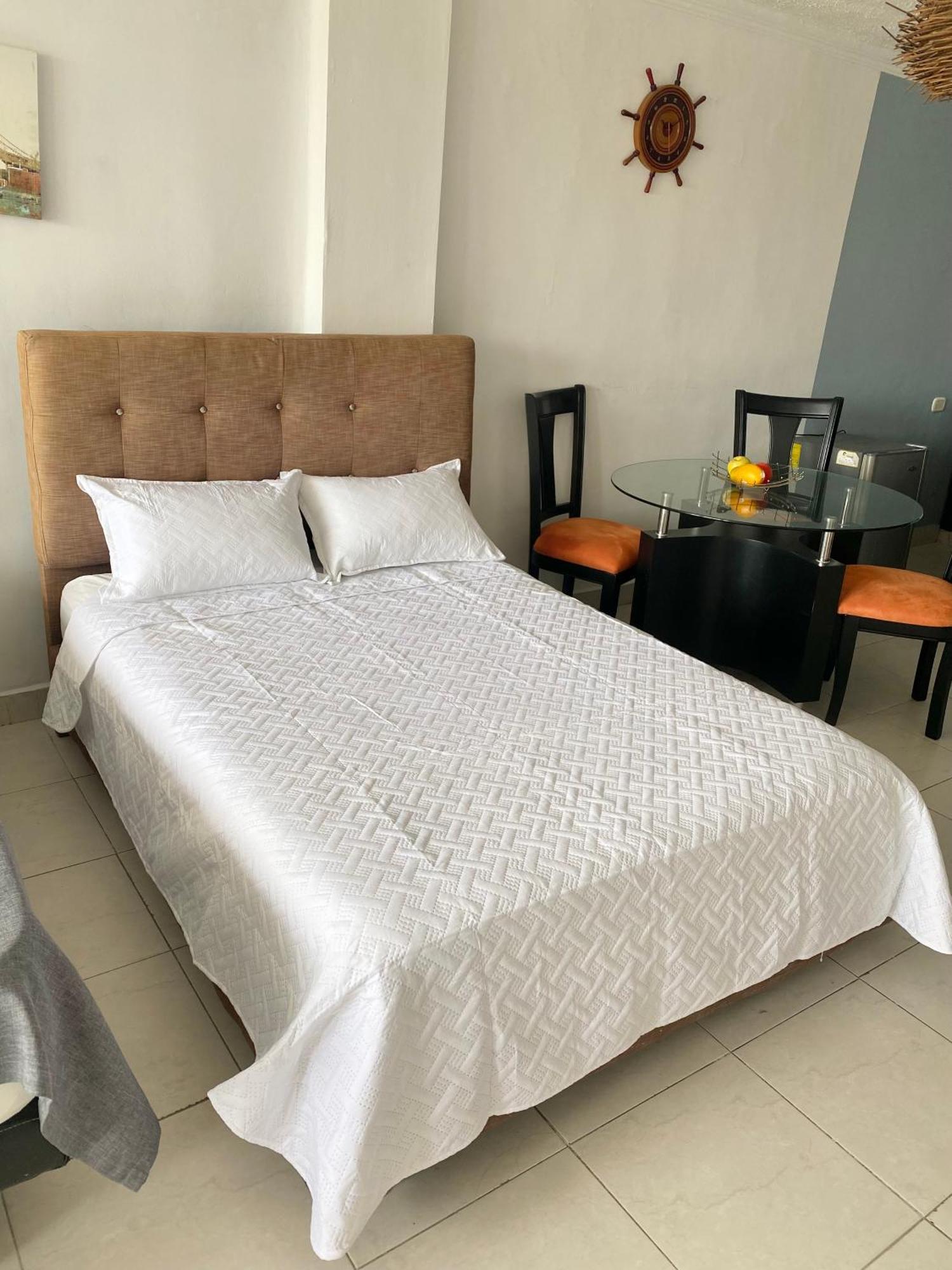 Hotel Estefania Princess 84 巴兰基亚 外观 照片